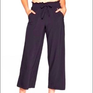 Cropped wide leg workout pants